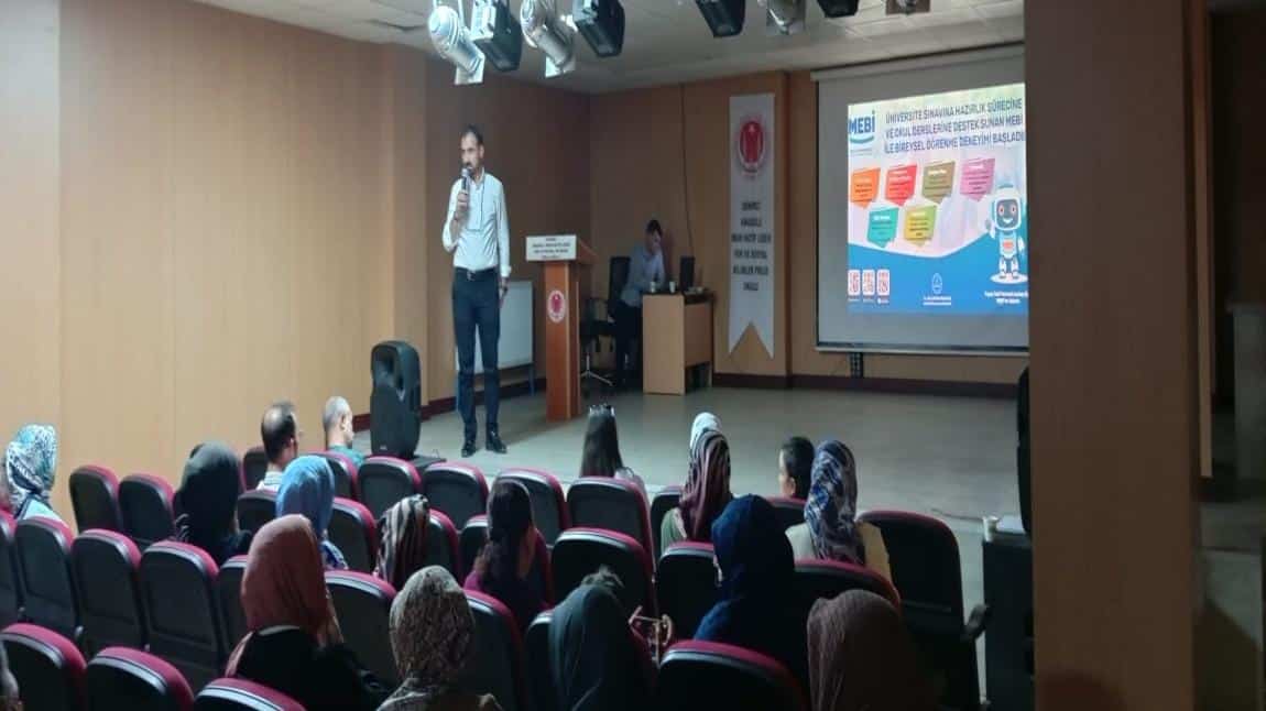 HEDEF YKS VELİ TOPLANTISI